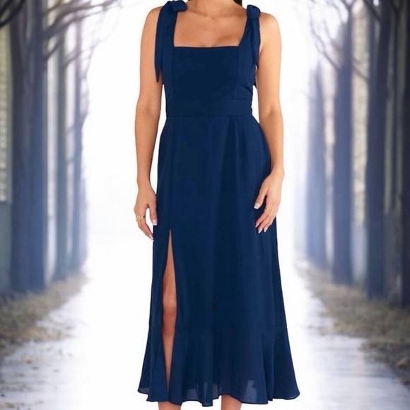 Show Me Your Mumu Clair Mid Dress Blue Grey Medium Smocked Back Dquare Neck Slit - Picture 13 of 16